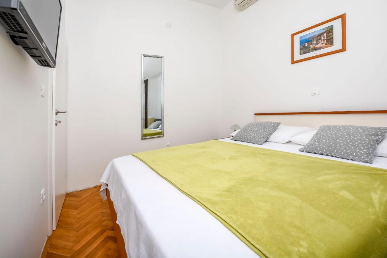 Apartments Sime Rogoznica  Extérieur photo