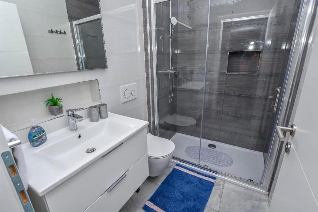 Apartments Sime Rogoznica  Extérieur photo
