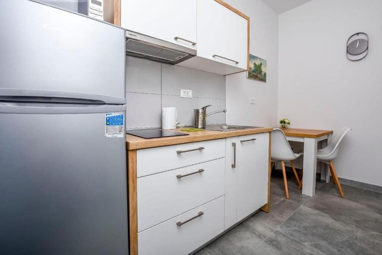 Apartments Sime Rogoznica  Extérieur photo