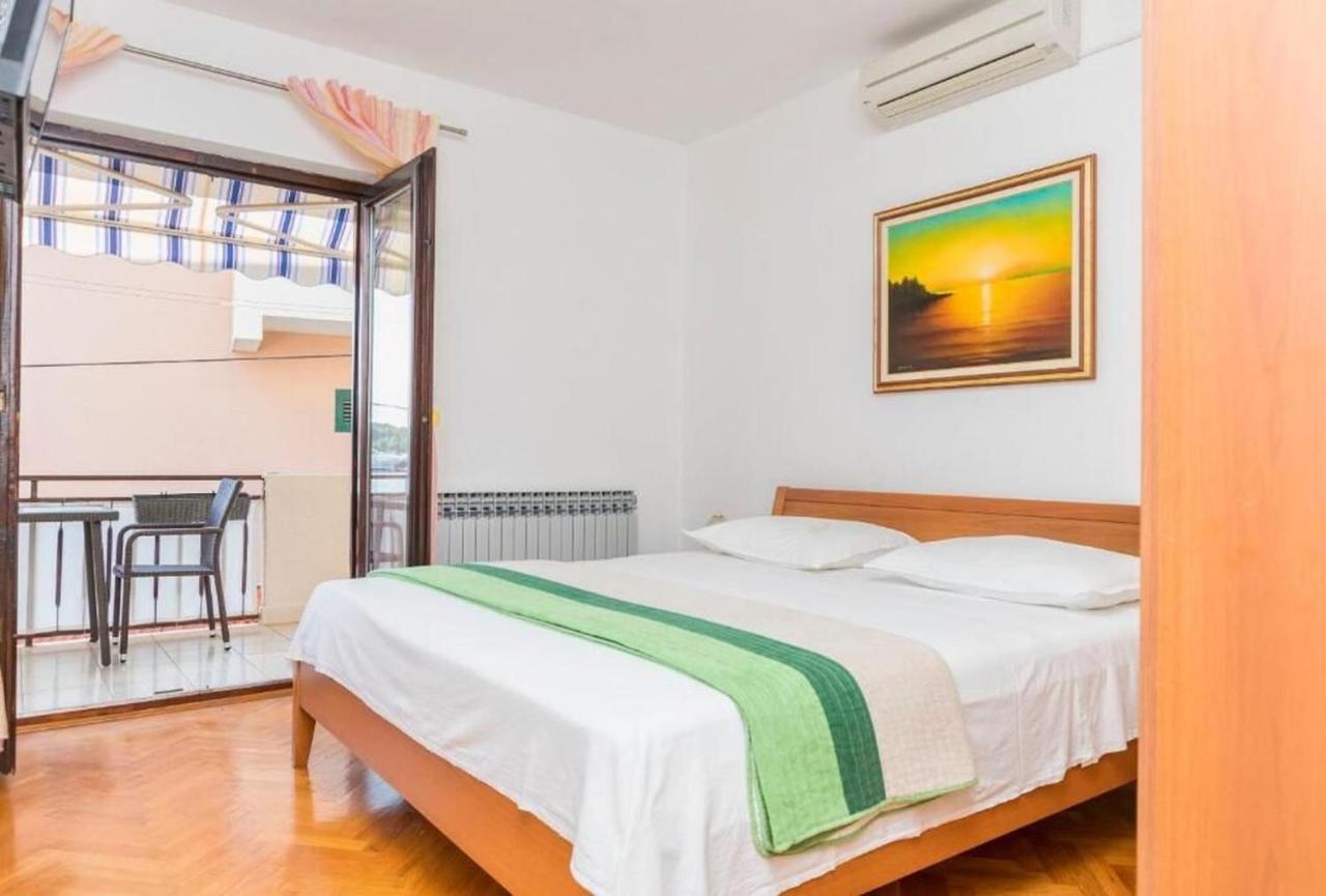 Apartments Sime Rogoznica  Extérieur photo